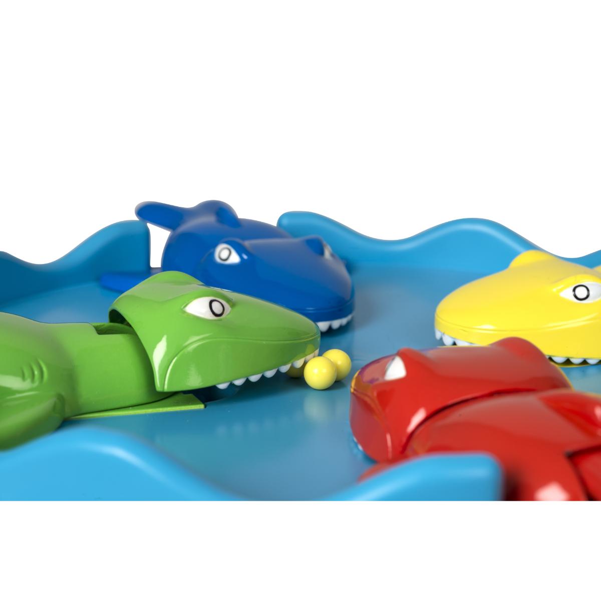 Snappy Shark Family Game